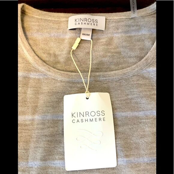 Kinross  super soft, handcrafted 100% cashmere stripe print crew neck sw… - Picture 4 of 6